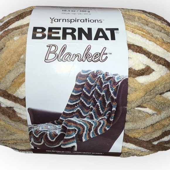 BERNAT Blanket Yarn in Sonoma (Brown and Tan Multiway) - 3 Skeins - Picture 4 of 9